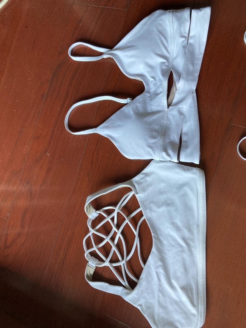 【新品】Lululemon ヨガブラ 6サイズ ホワイト 2枚セット