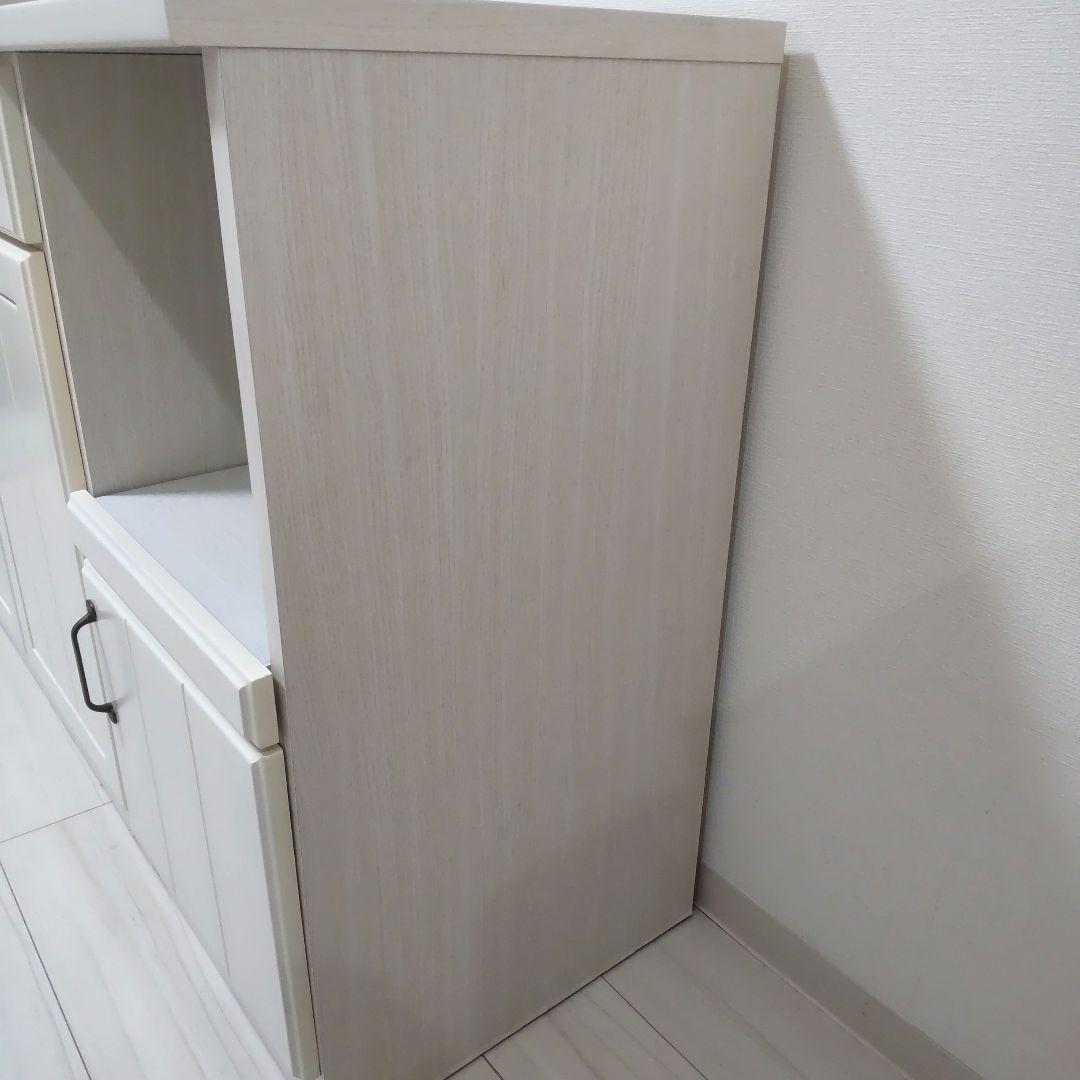 ニトリ ミランダ キッチンカウンター 食器棚 おしゃれ