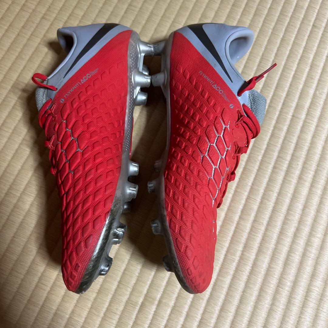 NIKEハイパーヴェノムファントム3HG 25.5cm