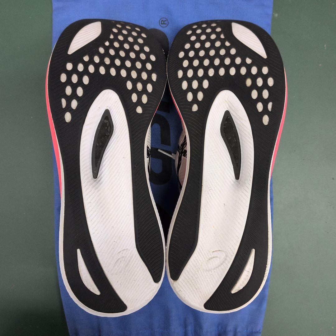 asicsマジックスピード３レギュラー幅28.0cm