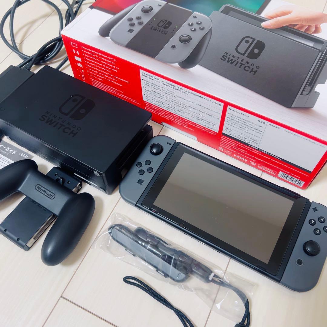 値下げ中！中古美品☆Nintendo Switch 本体