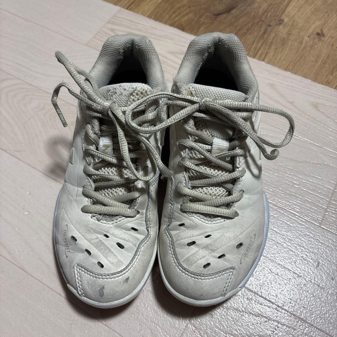 YONEX バドミントンシューズ 22センチ