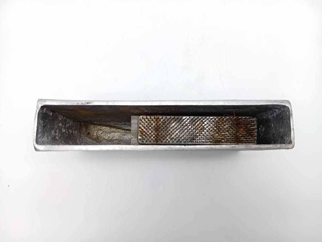 花器 鉄製 希少品
