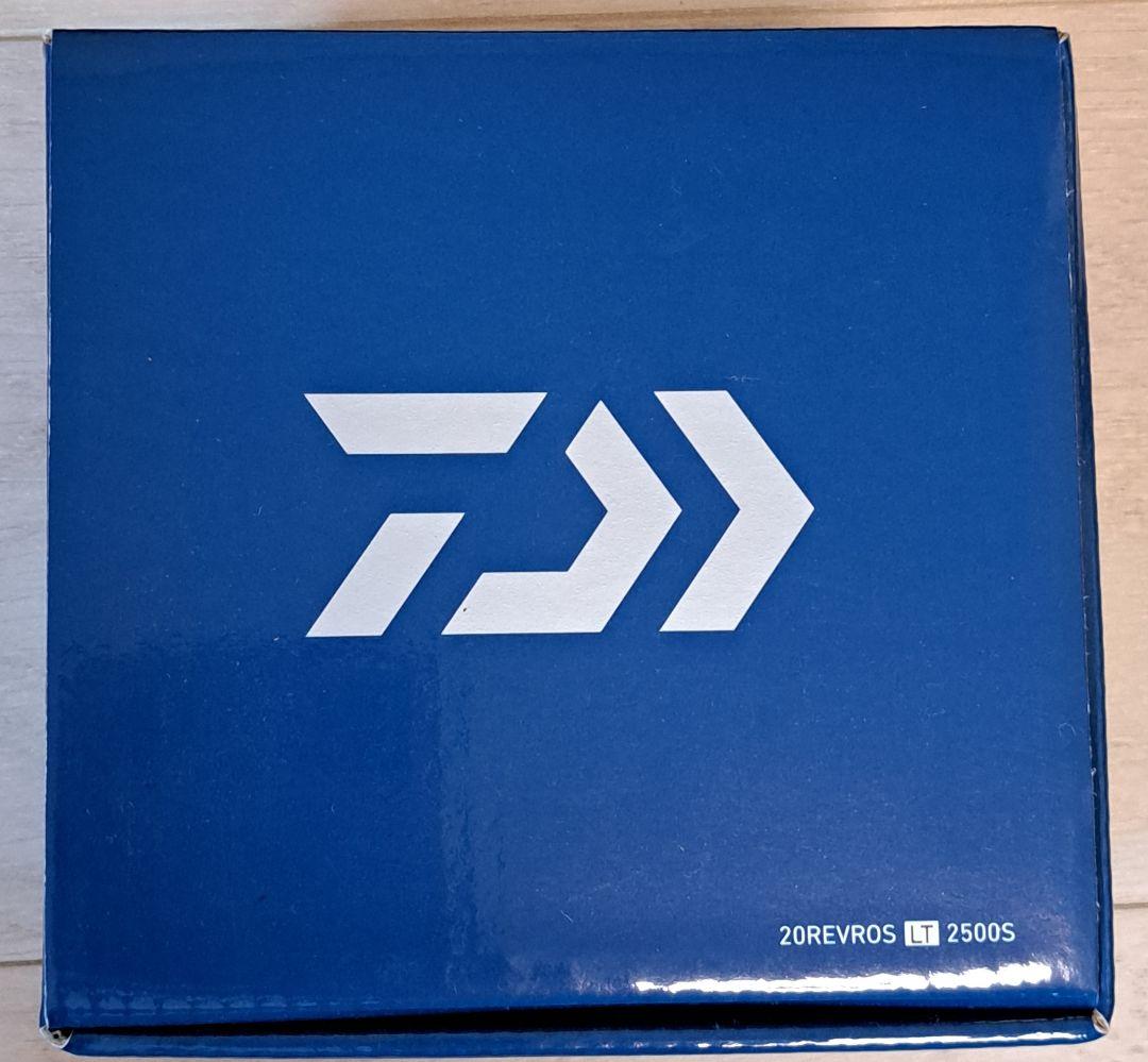 【新品同様】ダイワ 20 レブロス LT 2500S