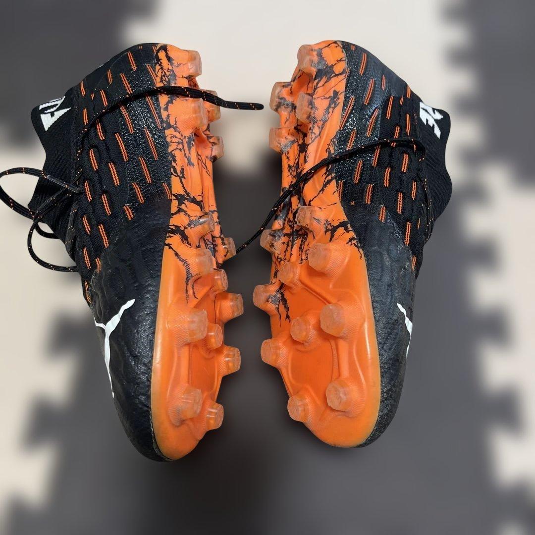 サッカーシューズPUMA size 28.5 cm