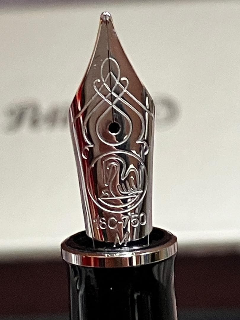 美品 ペリカン スーべレーン M805 ブラックストライプ 18金 750
