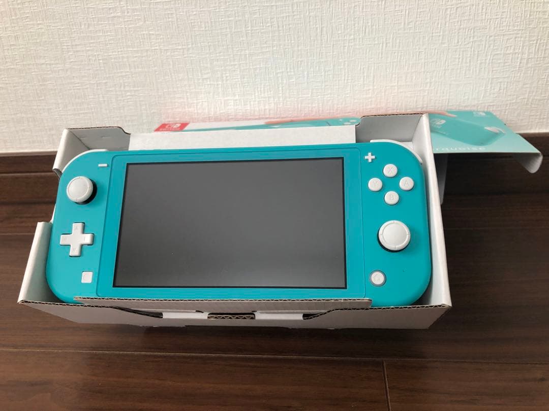 専用枠【美品】Nintendo Switch Lite ターコイズ &ソフト