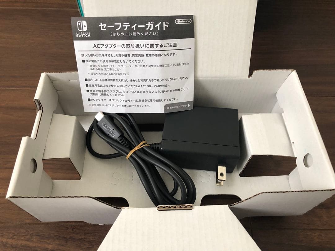専用枠【美品】Nintendo Switch Lite ターコイズ &ソフト