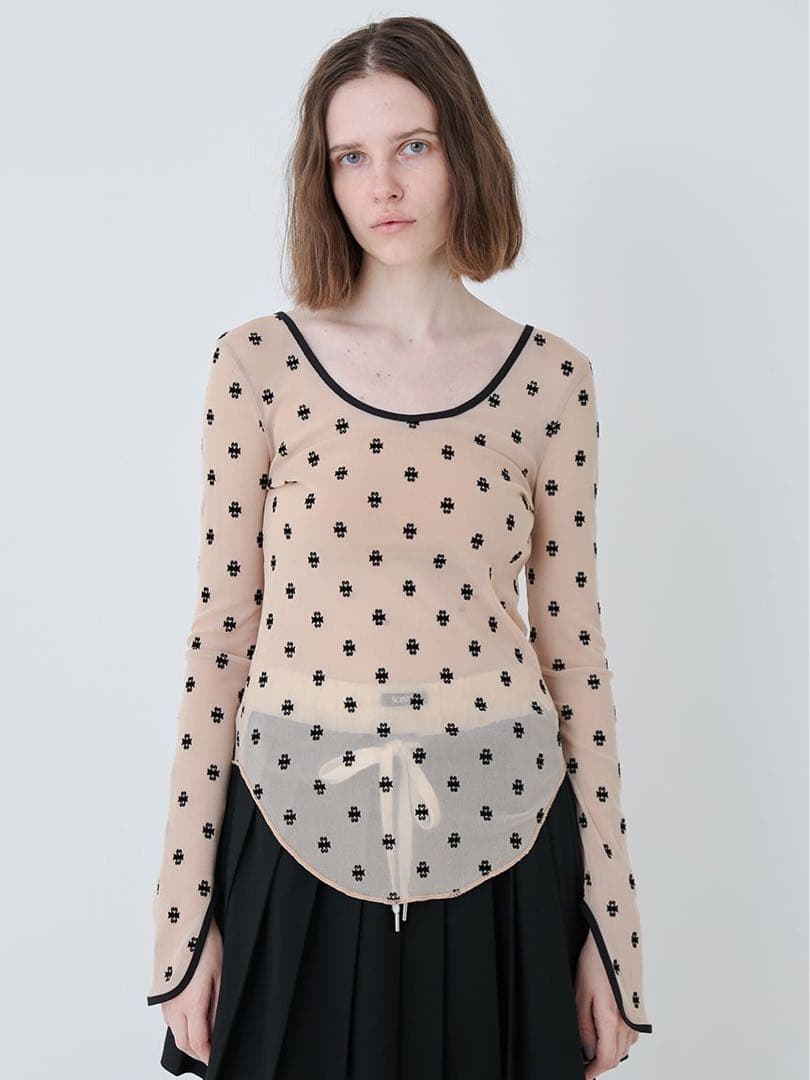 【美品】SORIN ソリン スワンレイクロングスリーブトップ