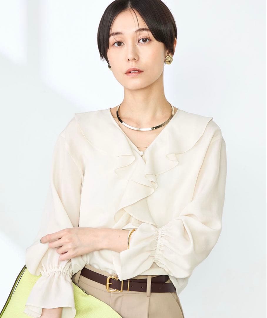 【新品未使用】ノーリーズ・ラッフル衿とろみブラウス　CLASSY掲載