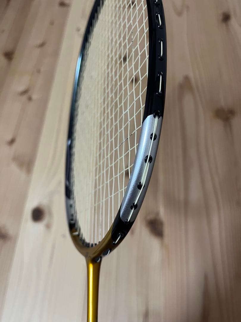 美品YONEX ヨネックスNANOSPEEDナノスピード8000後期廃番65