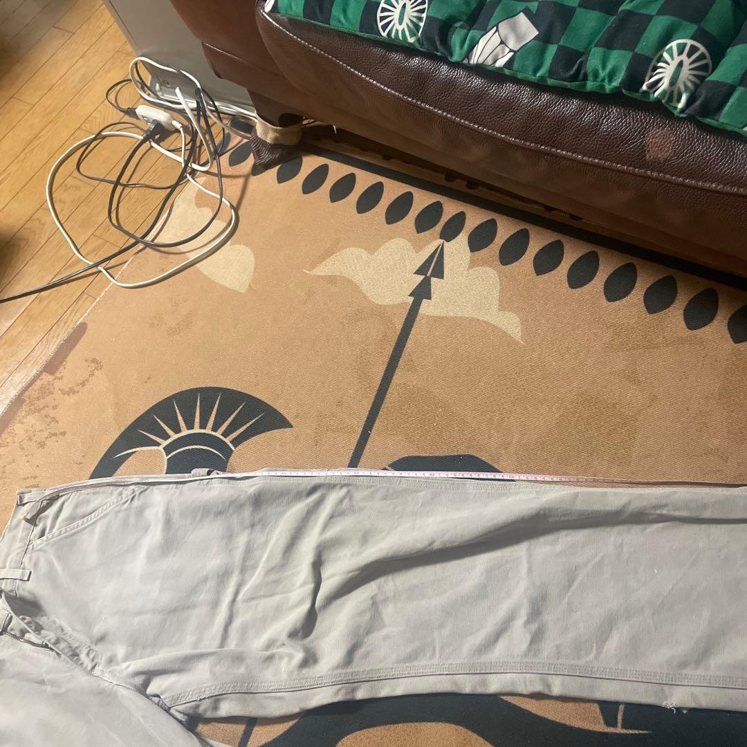 Carhartt ライトグレー カーゴパンツ