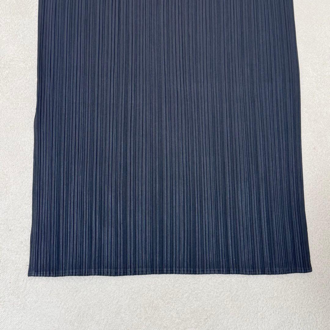美品✨PLEATS PLEASE 黒色　スリット入り　プリーツ　ロングワンピース