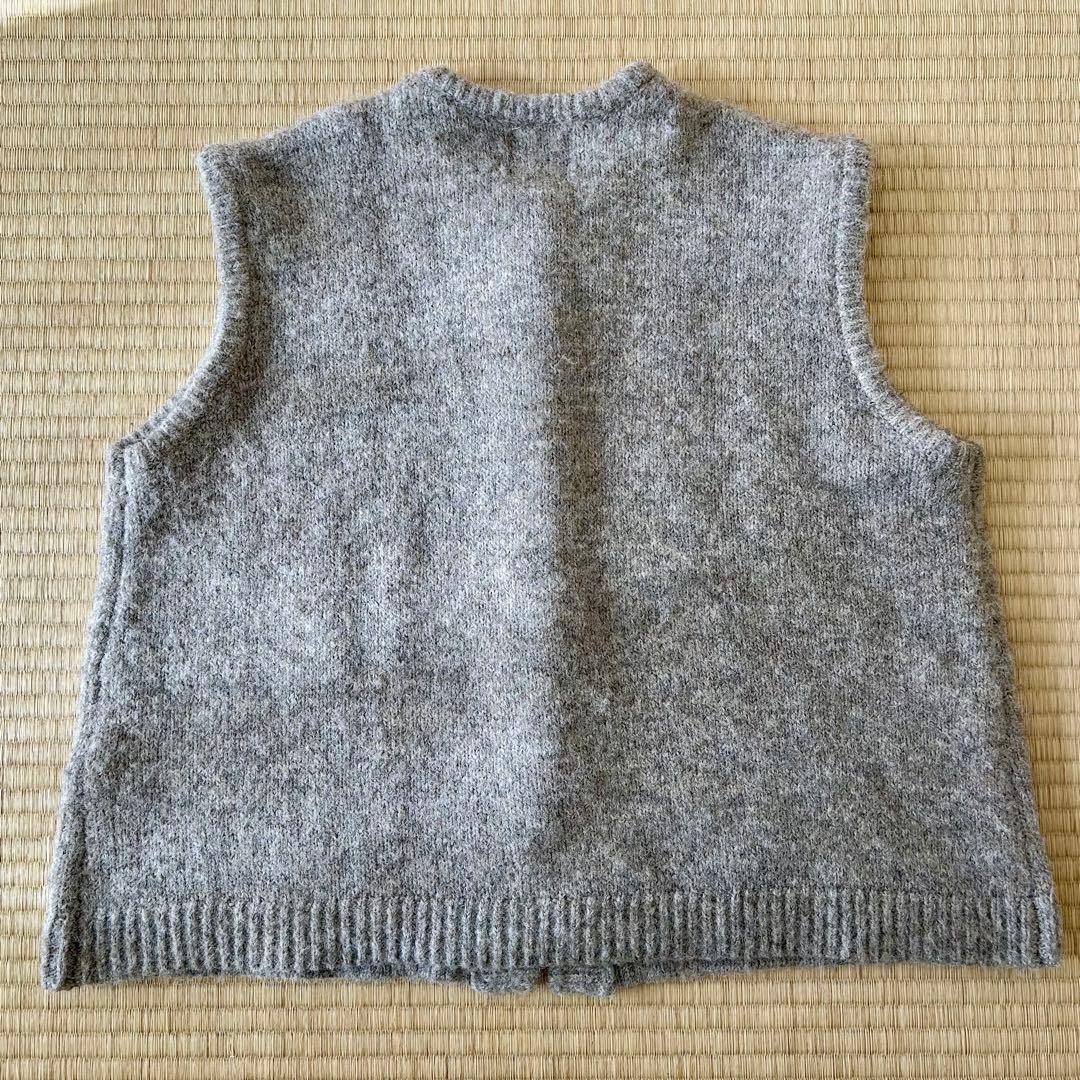 オオカミとフクロウ　オオカミとハイイロくまのエーデル　ニットベスト