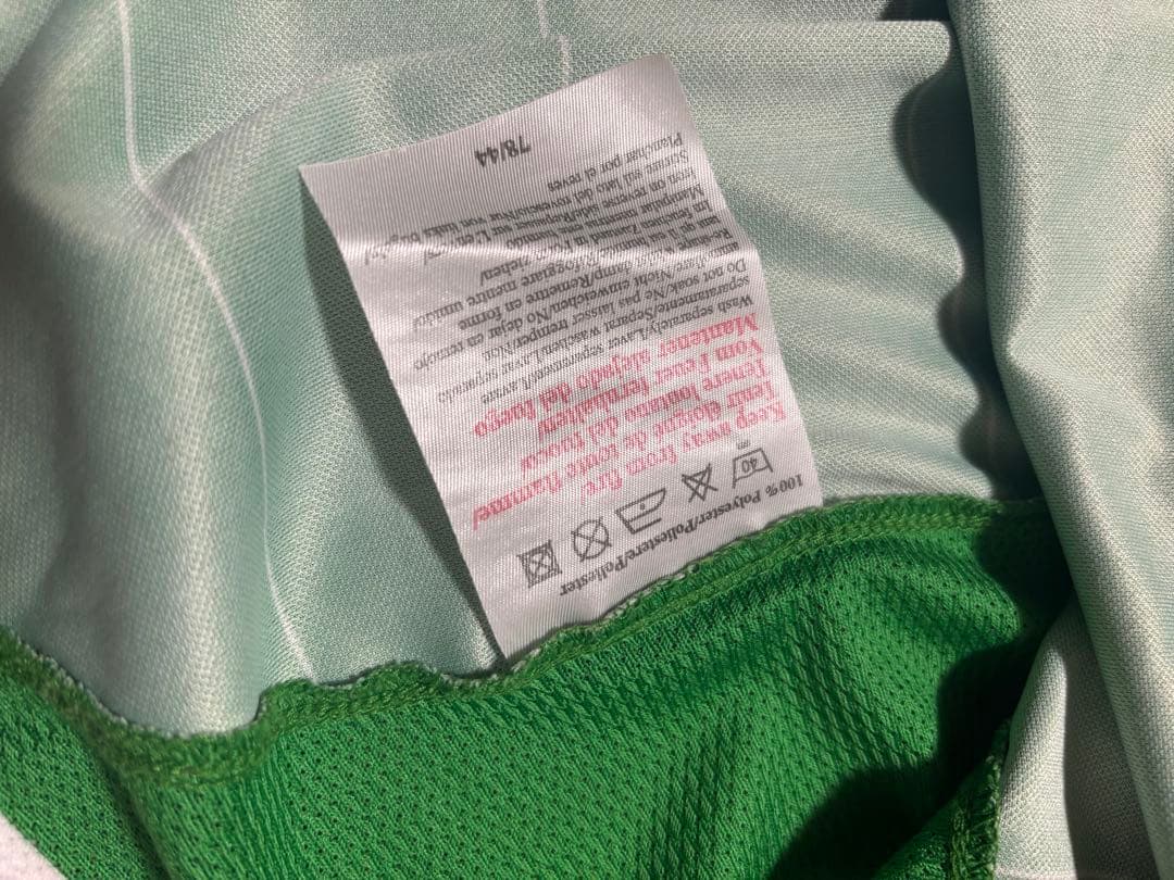 アイルランド代表 サッカーシャツ Umbro 緑　ユニフォーム　長袖
