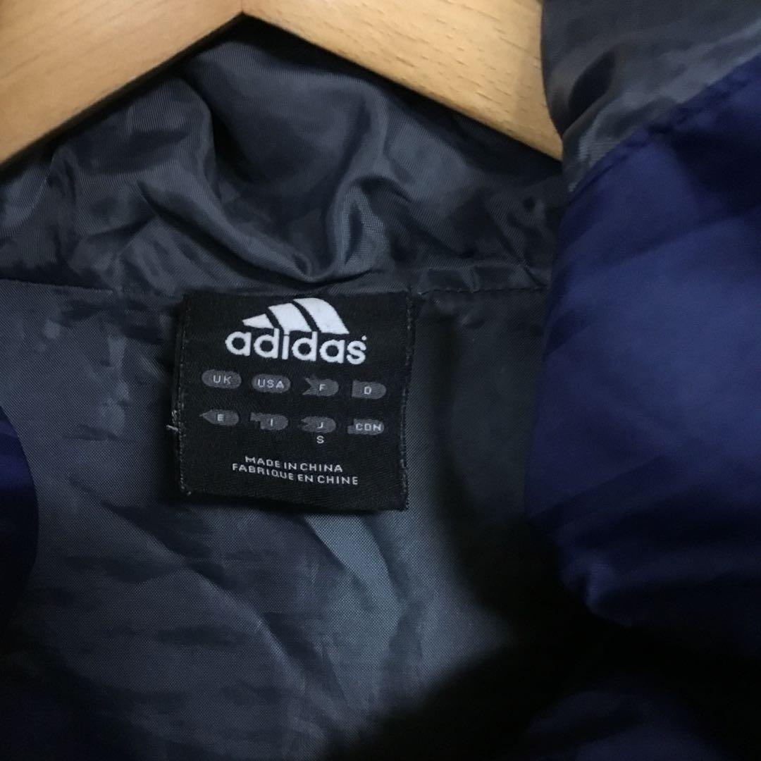 adidas ネイビー フード付きベンチコート　ダウンコート　Ｓサイズ　160