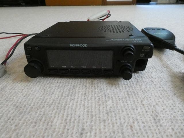 【訳あり品】ＫＥＮＷＯＯＤ ＴＭ－７３２ １４４／４３０ＭＨｚ トランシーバー