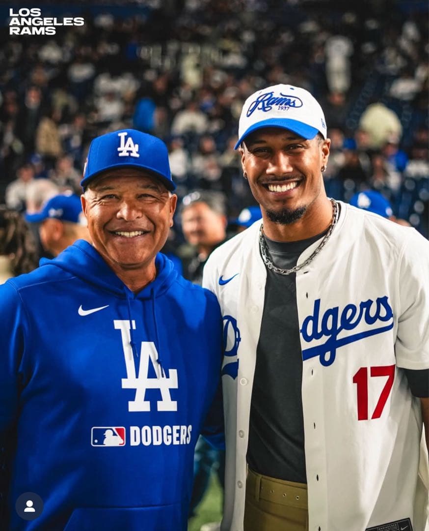 ナイキ　ドジャース　パーカー　MLB公式　ゆにはフォーム　大谷翔平　キャップ