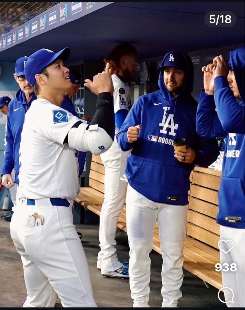 ナイキ　ドジャース　パーカー　MLB公式　ゆにはフォーム　大谷翔平　キャップ