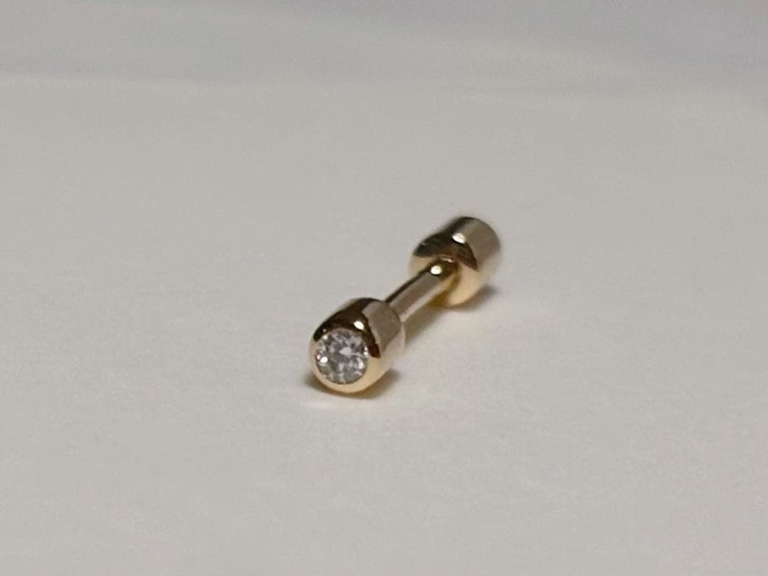 〈シハラ〉ダイヤモンドツイストピンピアス01