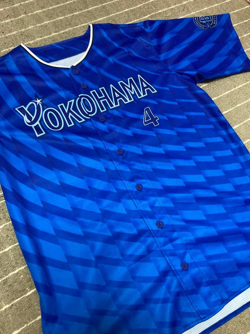 4.度会隆輝ビジターユニフォームO