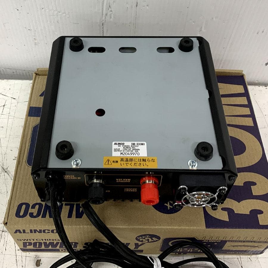 ALINCO 直流安定化電源 スイッチング式 32A DM-330MV
