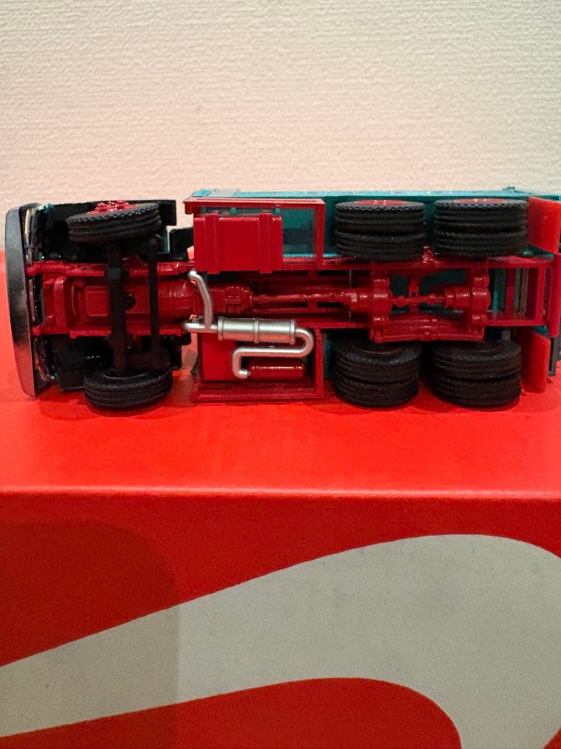 y31。DBGT 1/64 スーパードルフィン ダンプトラック ブラック
