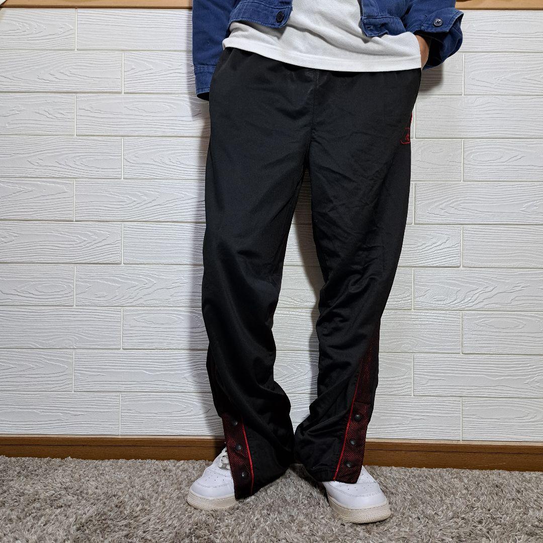 AND1　アンドワン　刺繍ロゴ　裾スナップボタン　トラックパンツ　ジャージ