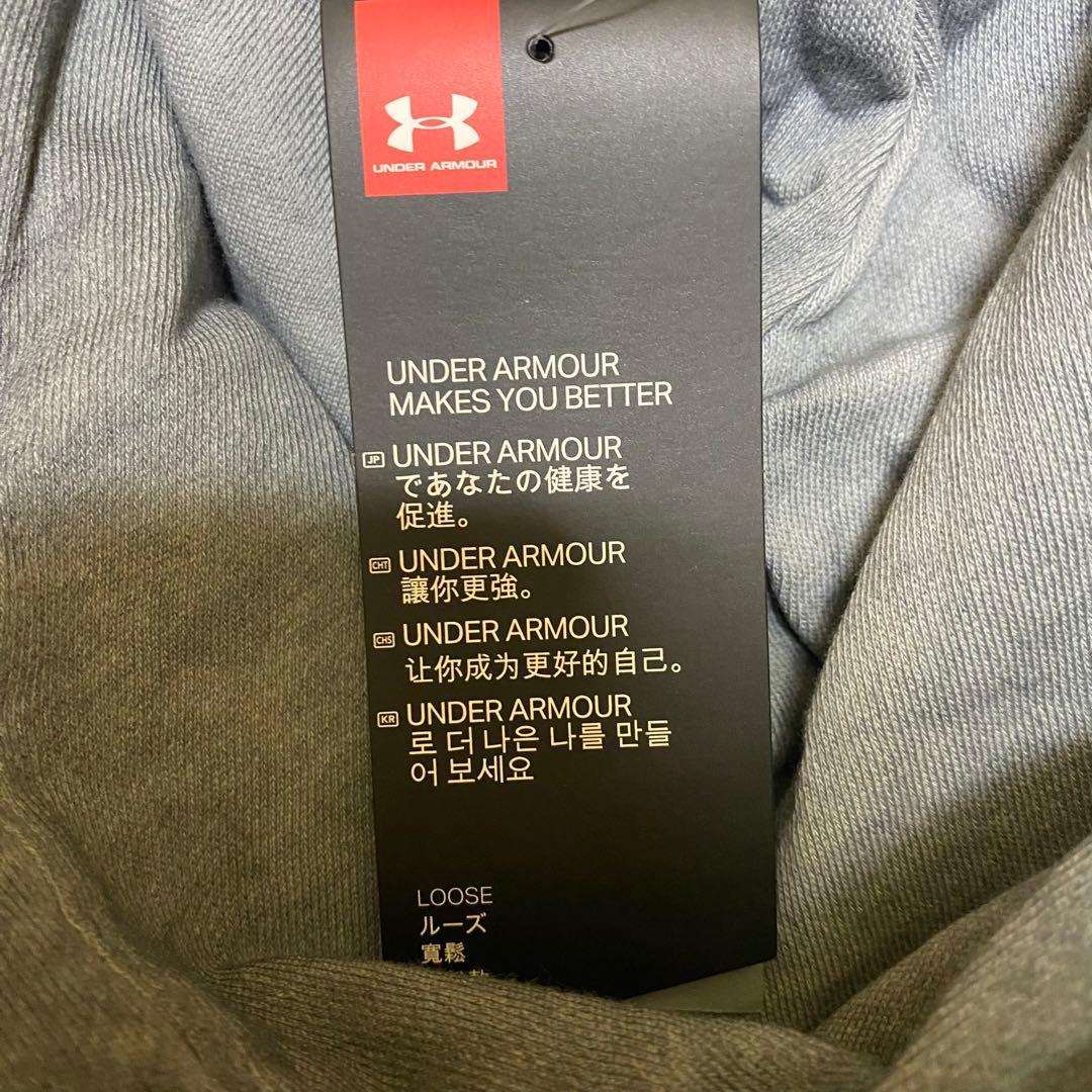 新品　UNDER ARMOUR UAフーディー　LG