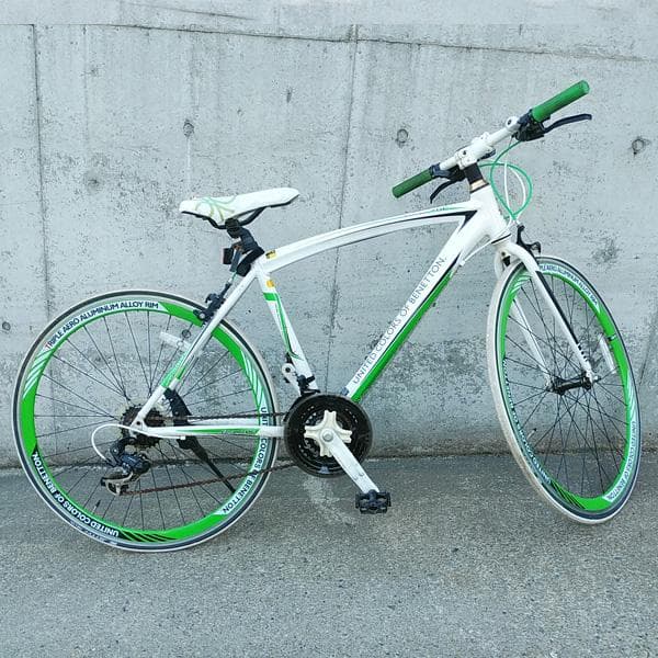 引取のみ　BENETTON クロスバイク FEVER7.0C　3×7速 21速