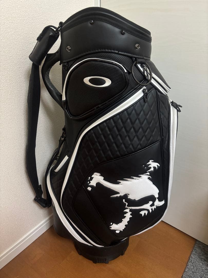 レア　オークリー　スカルデザイン ツアーキャディバッグ　ブラック　oakley