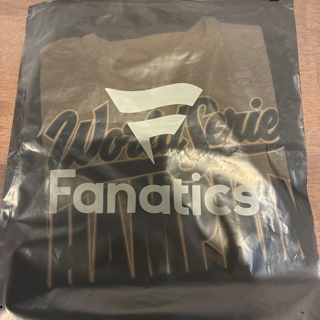 ドジャース ワールドシリーズ 2025 優勝 ロッカールーム Tシャツ　Sサイズ