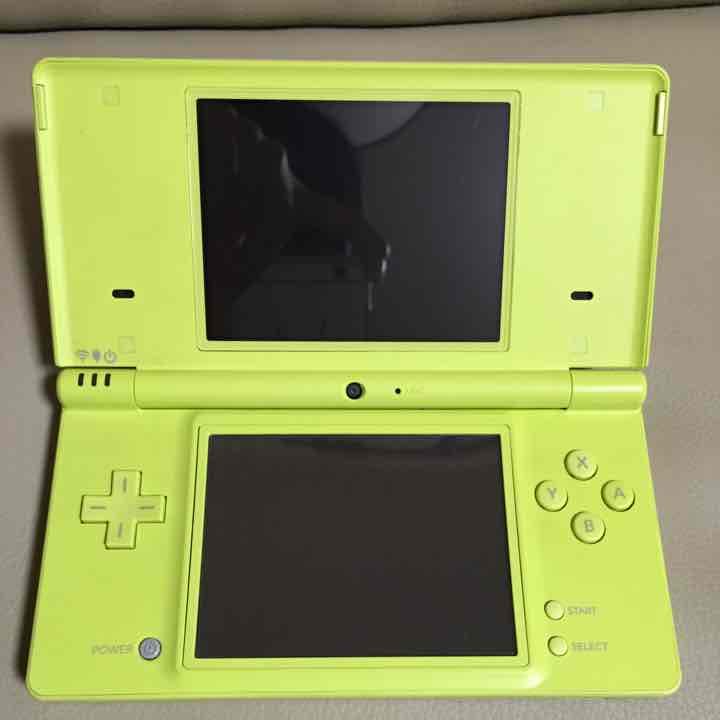 DSi ライトグリーン