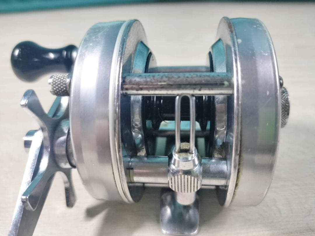 アブガルシア　アンバサダー4500c　ビンテージ　リール abu