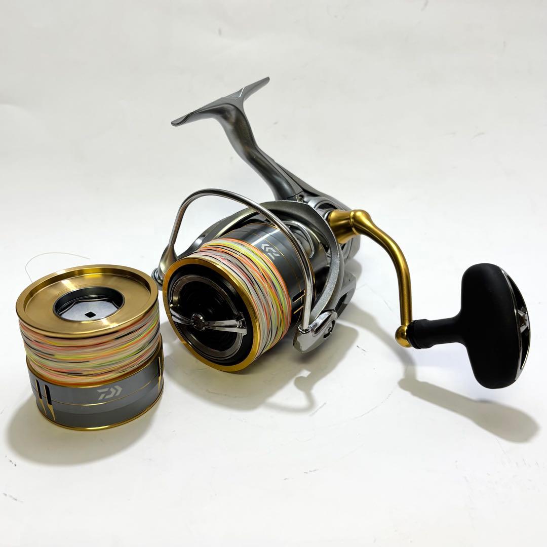 DAIWA ダイワ FREAMS LT5000D-C スピニングリール
