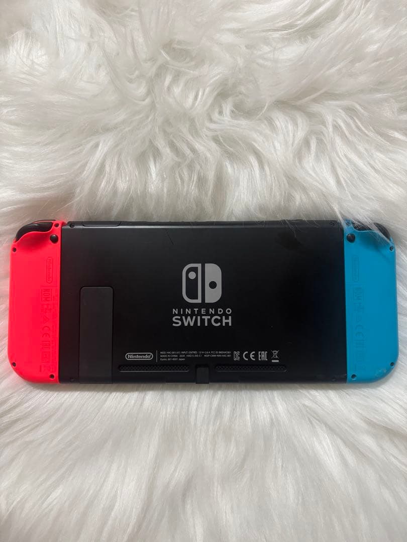 Nintendo Switch 任天堂スイッチ　ソフト付き　マリオカート8