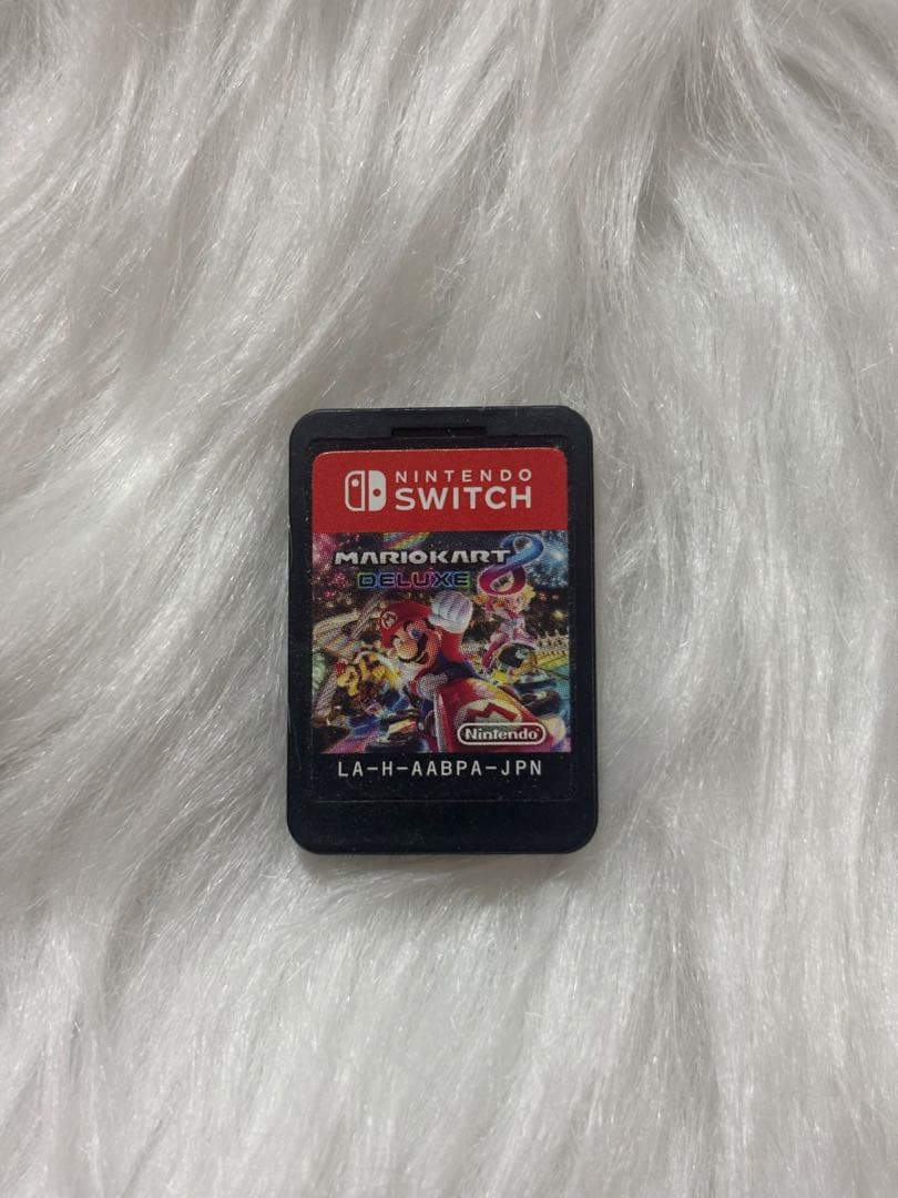 Nintendo Switch 任天堂スイッチ　ソフト付き　マリオカート8