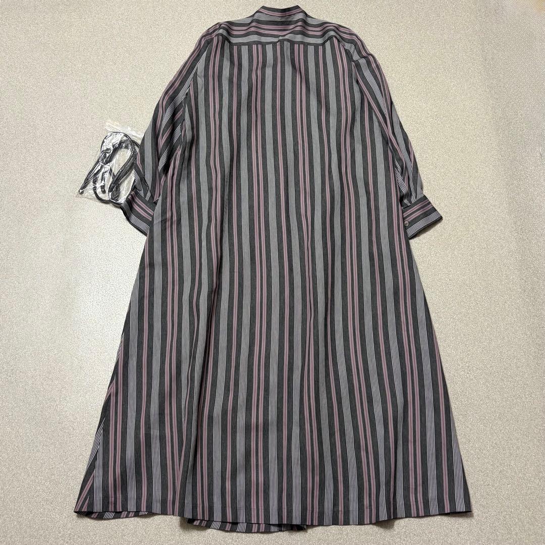 【新品✨近年】トゥモローランド レーヨンシルクストライプVネックワンピ―ス