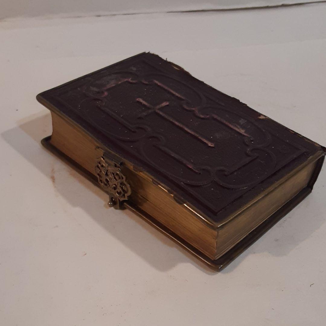 19世紀フランスの聖書祈祷書