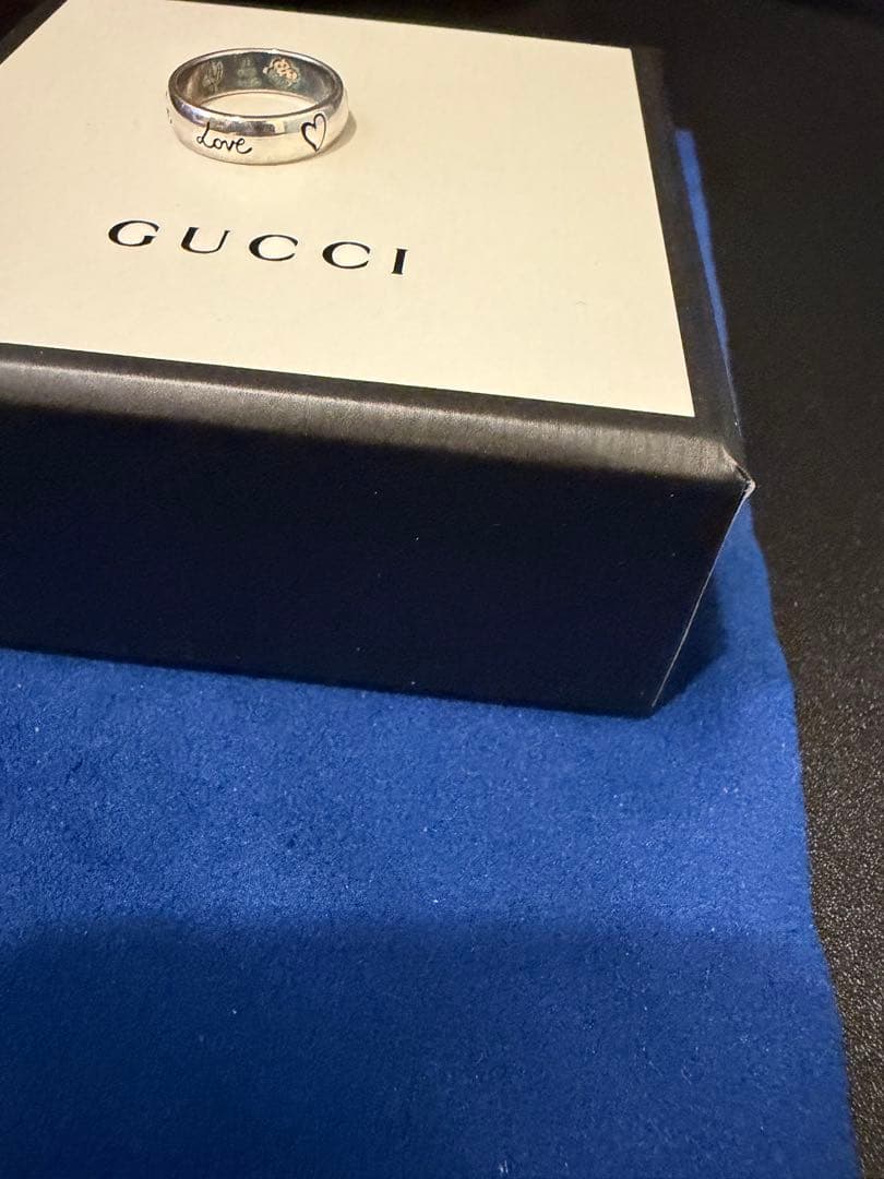 ゆり♪様【極美品】GUCCI Blind for LOVE ナローリング 10号
