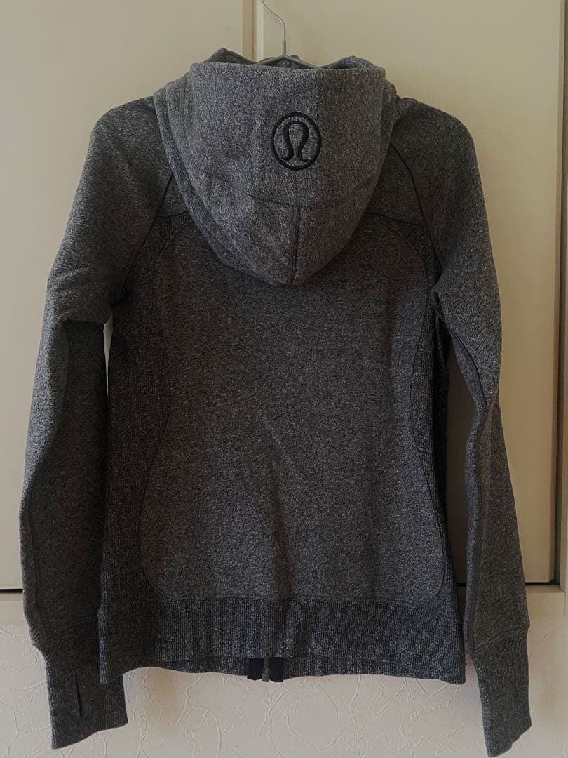 Lululemon Scubaフード付き ジップアップパーカー サイズ4