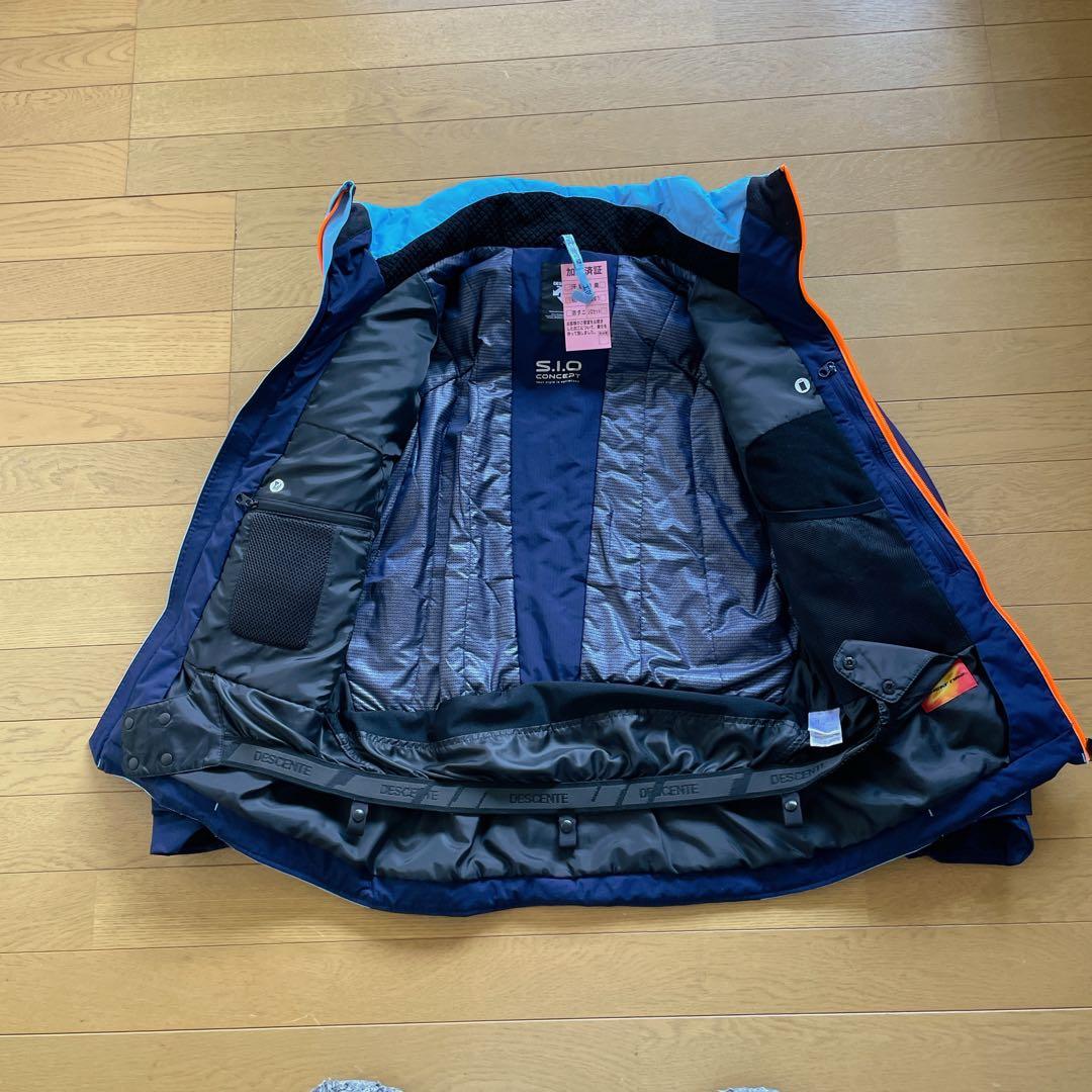 デサント DESCENTE スキーウェア 上下セット デモチーム中古サイズM/L