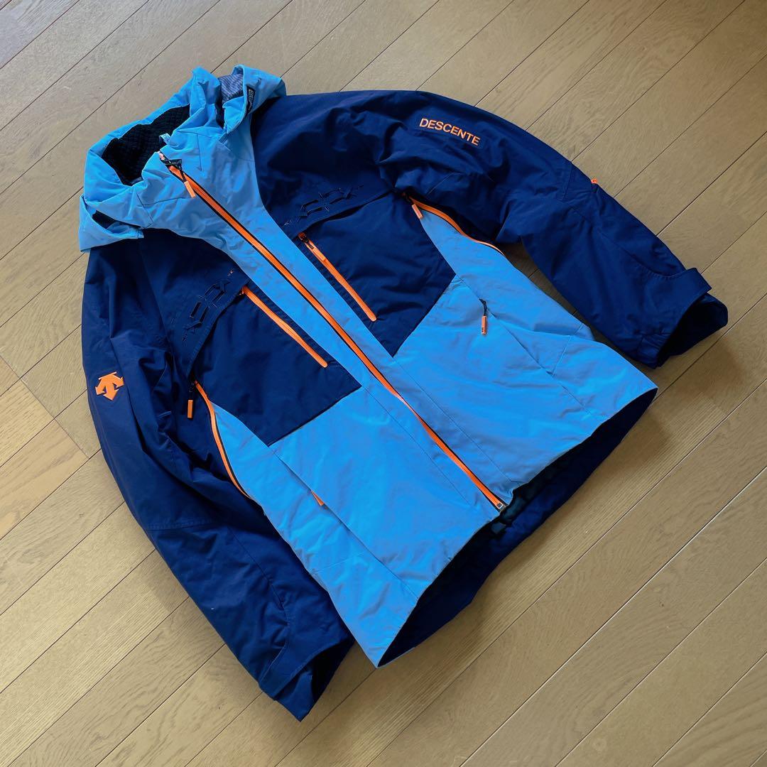 デサント DESCENTE スキーウェア 上下セット デモチーム中古サイズM/L