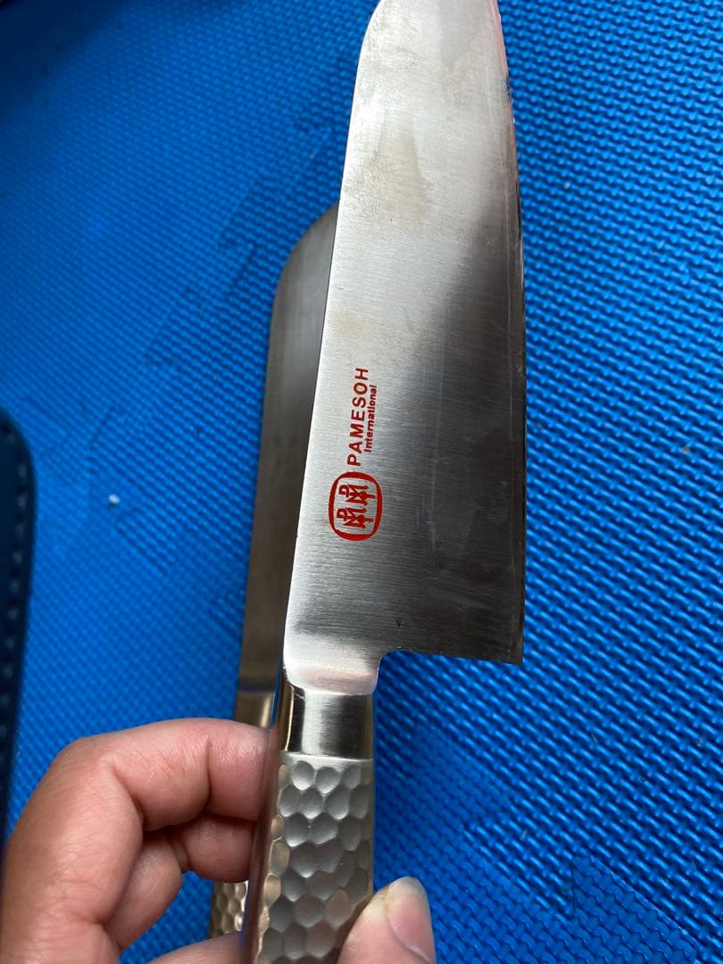 越乃-刃物 , パメッソ三徳包丁 (新品2万ぐらい)