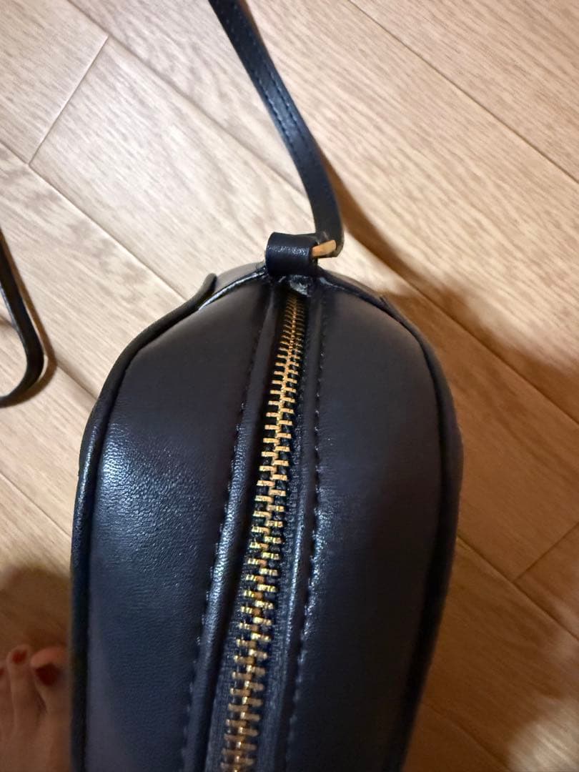 YSL ショルダーバッグ