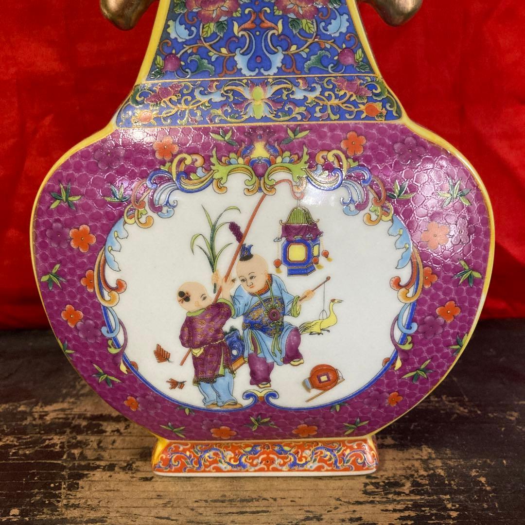 う*め様 ①中国色絵双耳四方瓶唐子花鳥図　雍正御製銘②中国色絵双耳四方瓶花唐草図