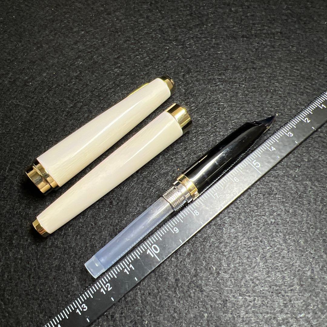 SAILORセーラー18K 極上　万年筆　共箱　東Y8-0220☆2Fトコル