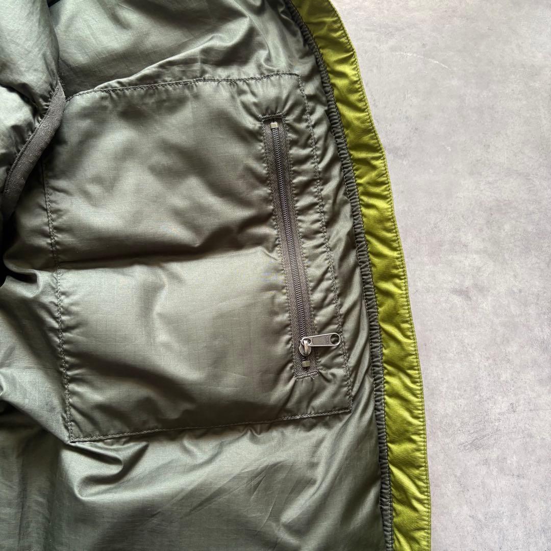 00s Patagonia オリーブグリーン ダウンベスト　ゲッコーグリーン