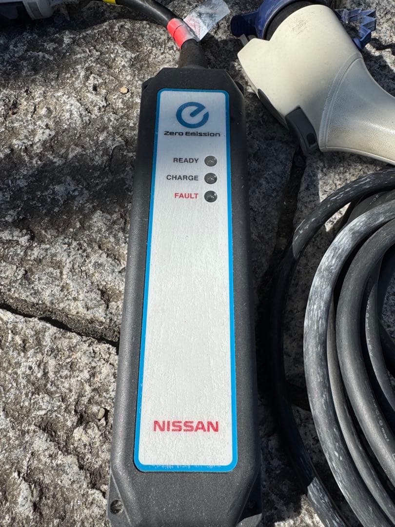 日産リーフ充電ケーブル 3NK5E 046