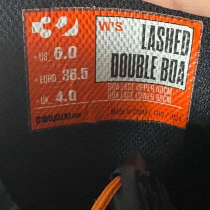 THIRTYTWO LASHED DOUBLE BOA レディース 24-25